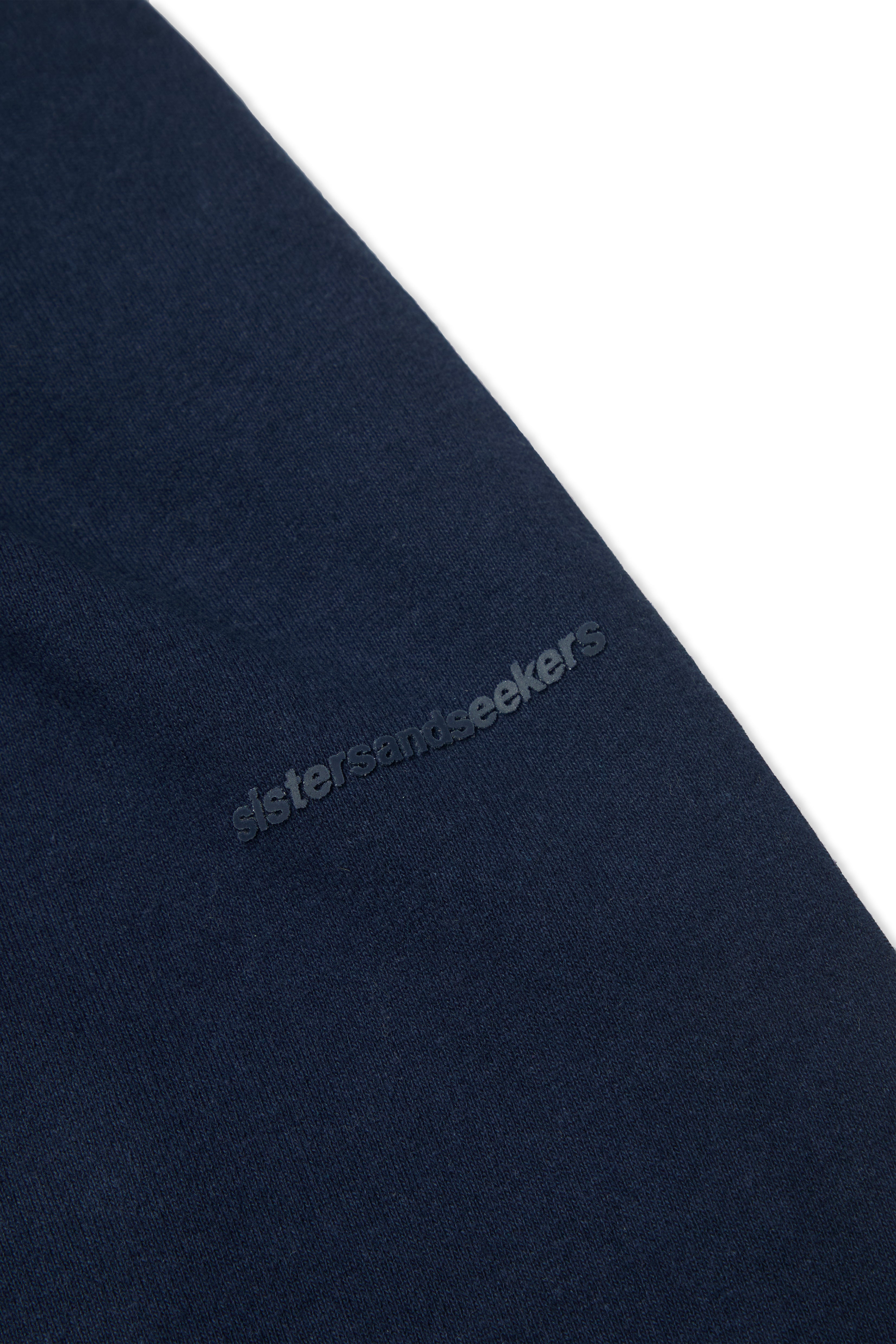 Trademark Lite Shorts in Navy